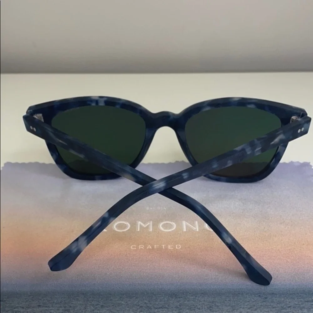 Komono Renee Sunglasses Matte Indigo Demi navy tortoise reflective